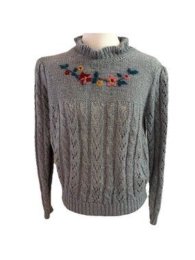 VTG 70s College Town Women’s Embroidered Sweater Size M Gray Floral Cottagecore